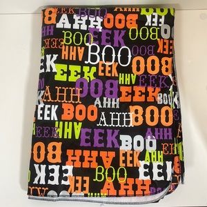 EUC Halloween Felt Backed Tablecloth with Vinyl Front. Size 60 x 80